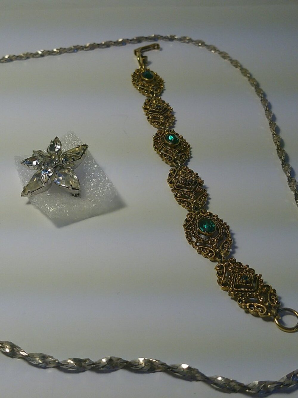 Vintage Jewelry Lot Bundle | Silver & Gold Tone | Necklaces & Bracelet - SB7 D3